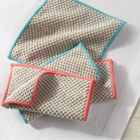 Norwex Counter Cloth Napkins Set of 4 and Wristlet NWT - Picture 3 of 15